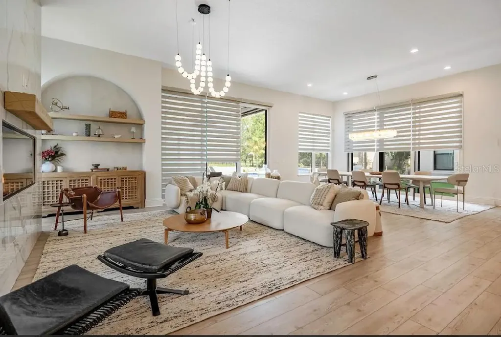 15926 Pendio Drive Bella Collina FL 34756