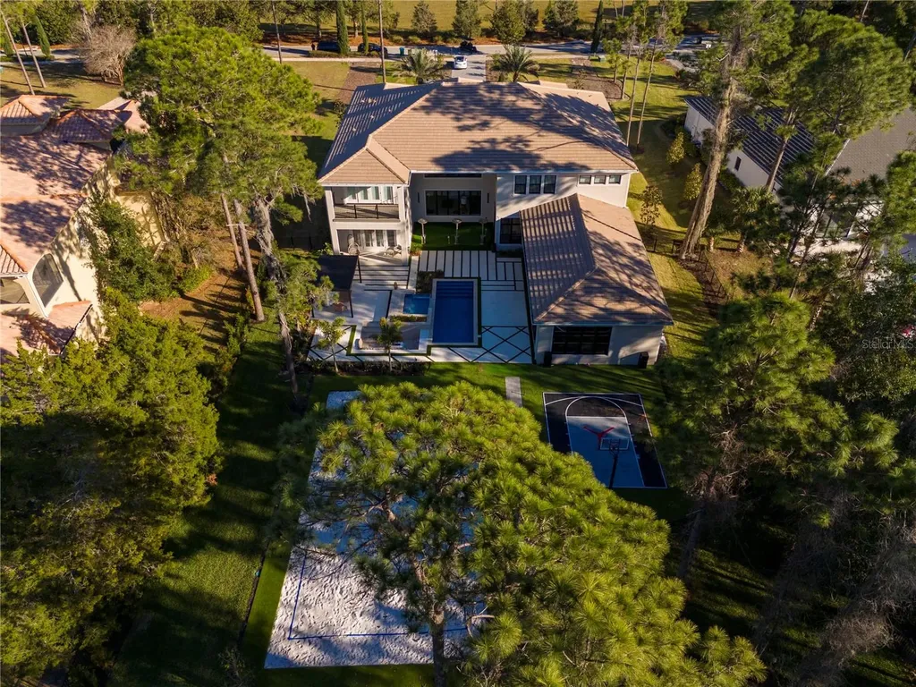 15926 Pendio Drive Bella Collina FL 34756