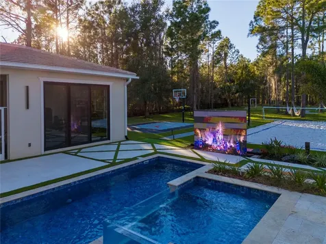 15926 Pendio Drive Bella Collina FL 34756
