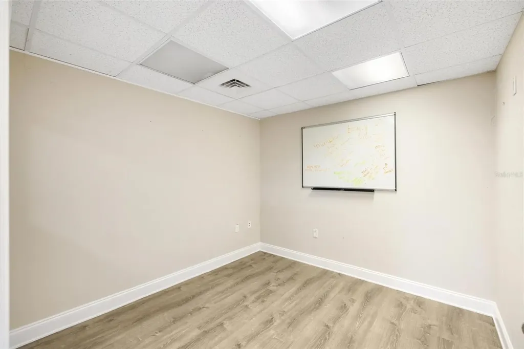 128 W Charlotte Avenue Punta Gorda FL 33950