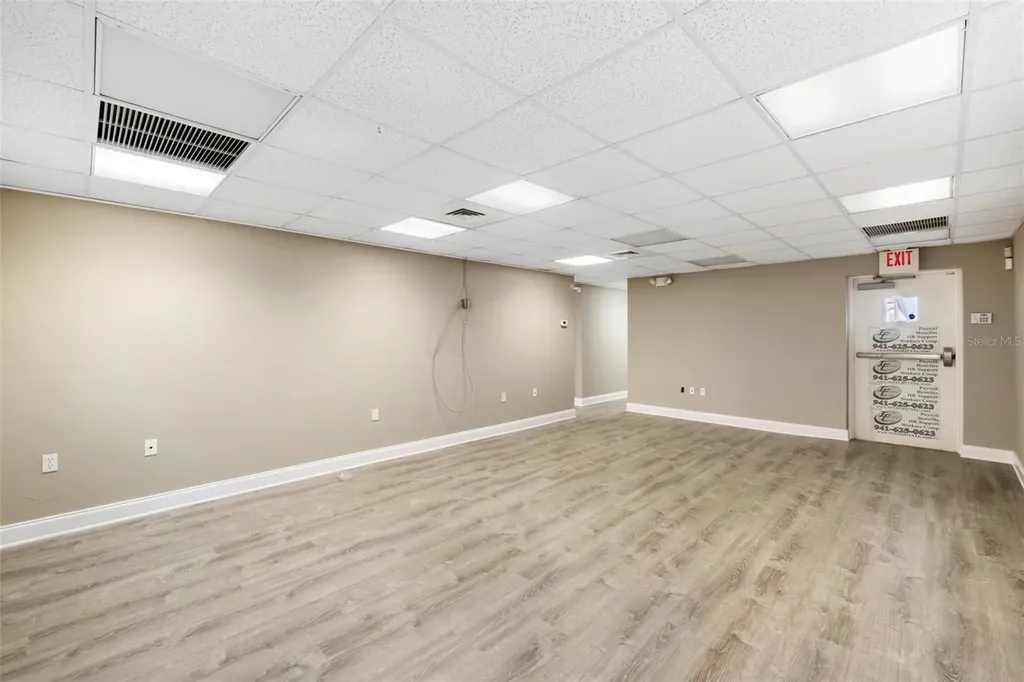 128 W Charlotte Avenue Punta Gorda FL 33950