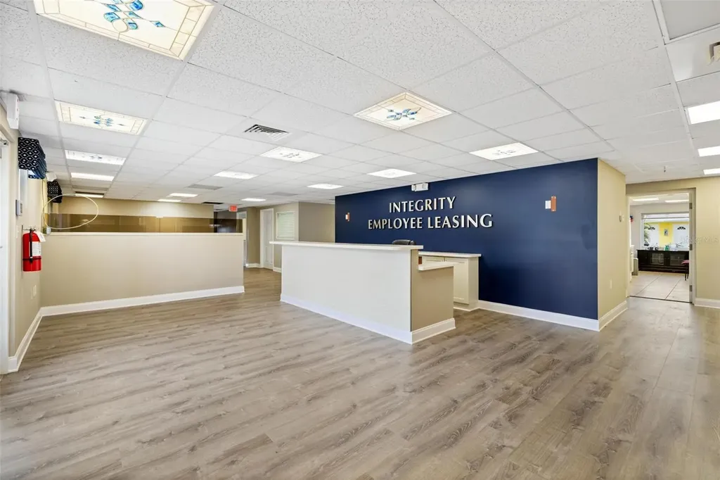 128 W Charlotte Avenue Punta Gorda FL 33950