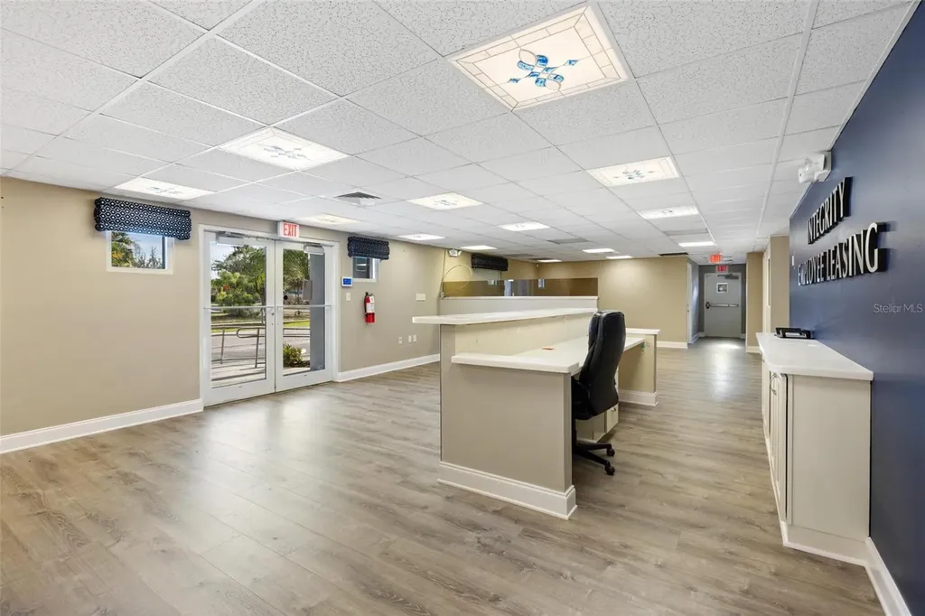 128 W Charlotte Avenue Punta Gorda FL 33950