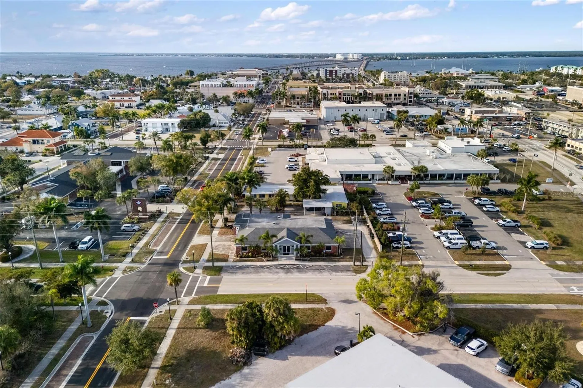 128 W Charlotte Avenue Punta Gorda FL 33950