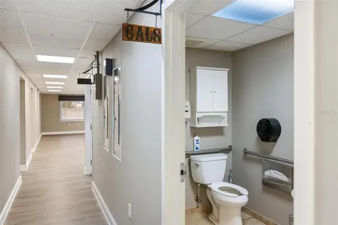 128 W Charlotte Avenue Punta Gorda FL 33950