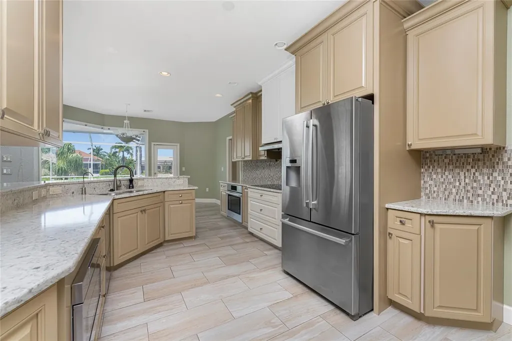 1030 Via Formia Punta Gorda FL 33950