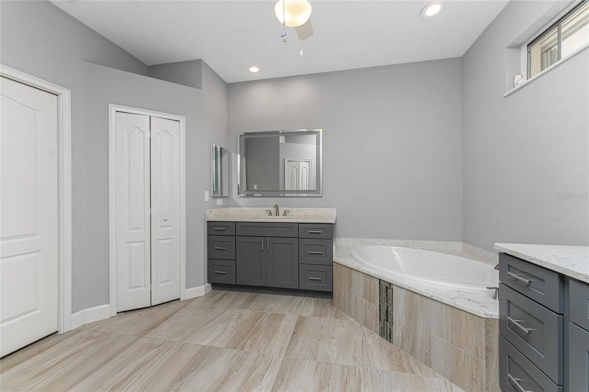1030 Via Formia Punta Gorda FL 33950