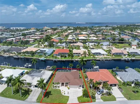 1030 Via Formia Punta Gorda FL 33950
