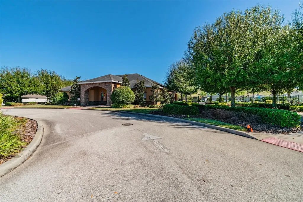 10248 Carloway Hills Drive Wimauma FL 33598