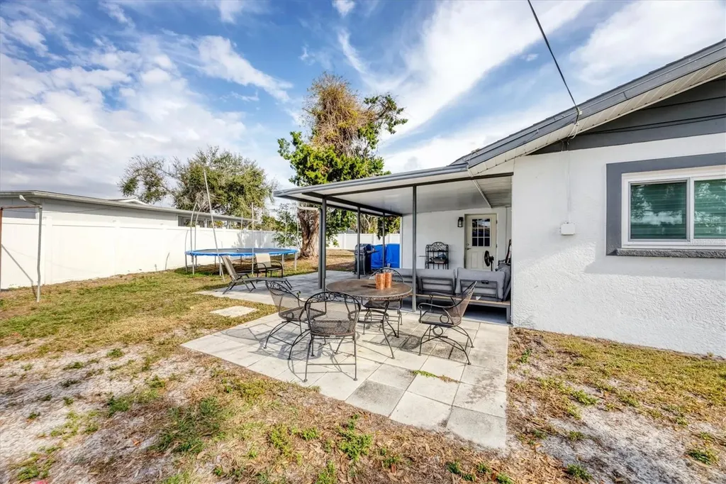 322 Linden Drive Ellenton FL 34222