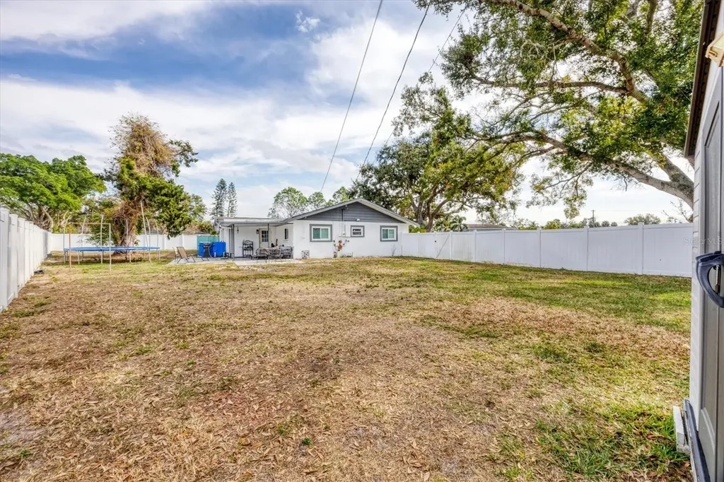 322 Linden Drive Ellenton FL 34222