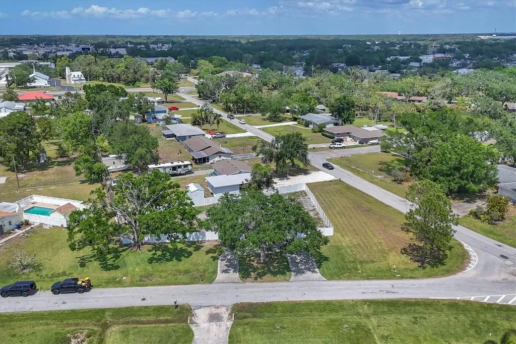 322 Linden Drive Ellenton FL 34222