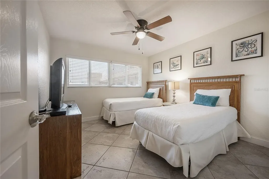 10265 Gulf Boulevard St Petersburg FL 33706