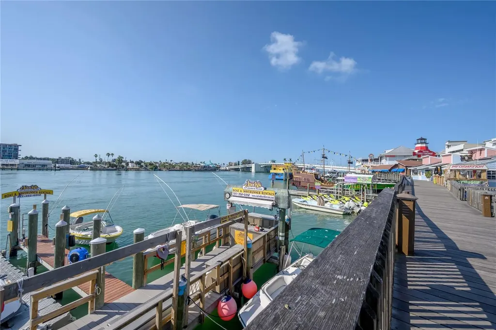 10265 Gulf Boulevard St Petersburg FL 33706