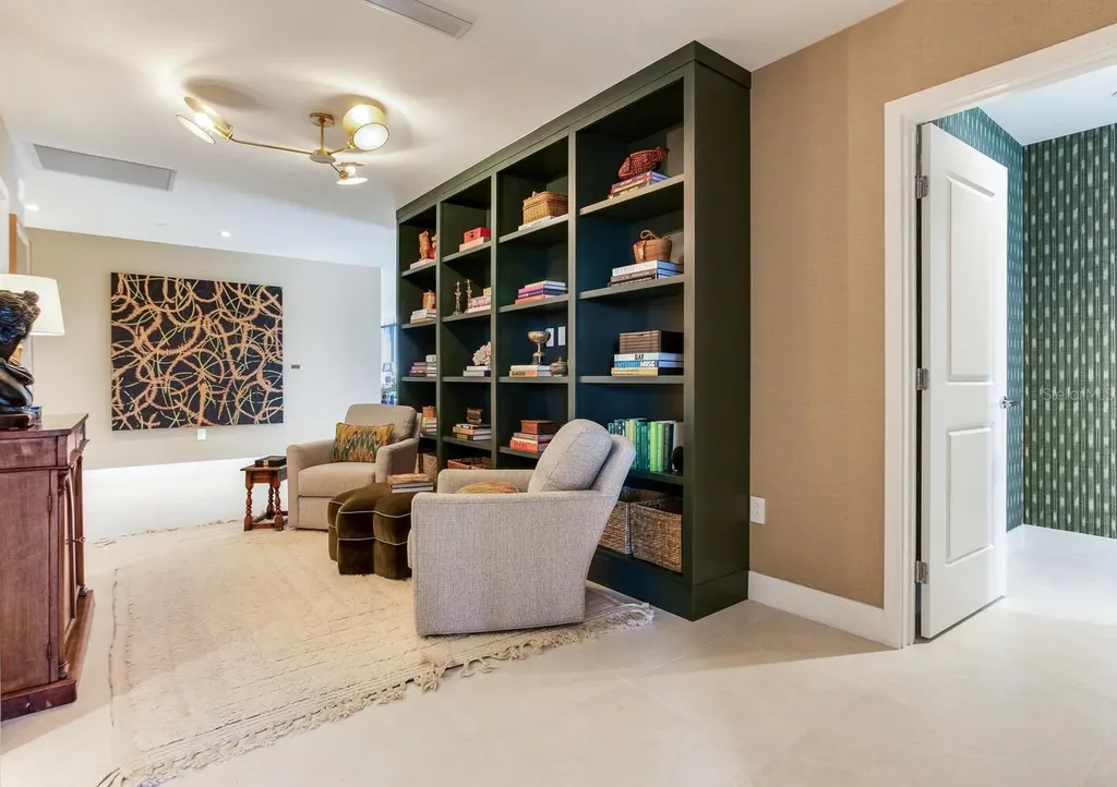 3015 S Ysabella Avenue Tampa FL 33629