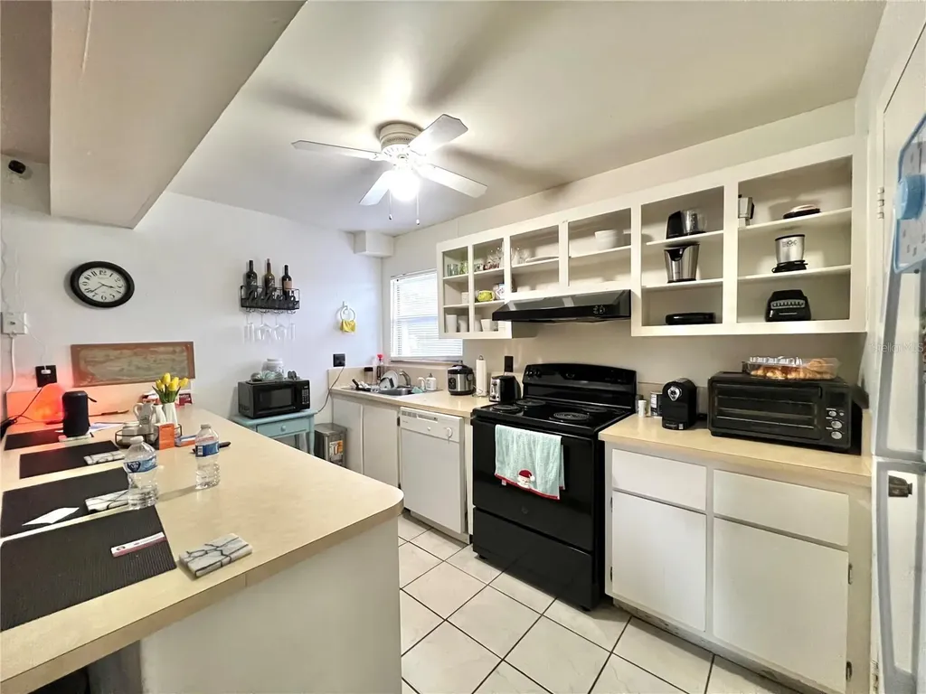 2811 SW Archer Road Gainesville FL 32608