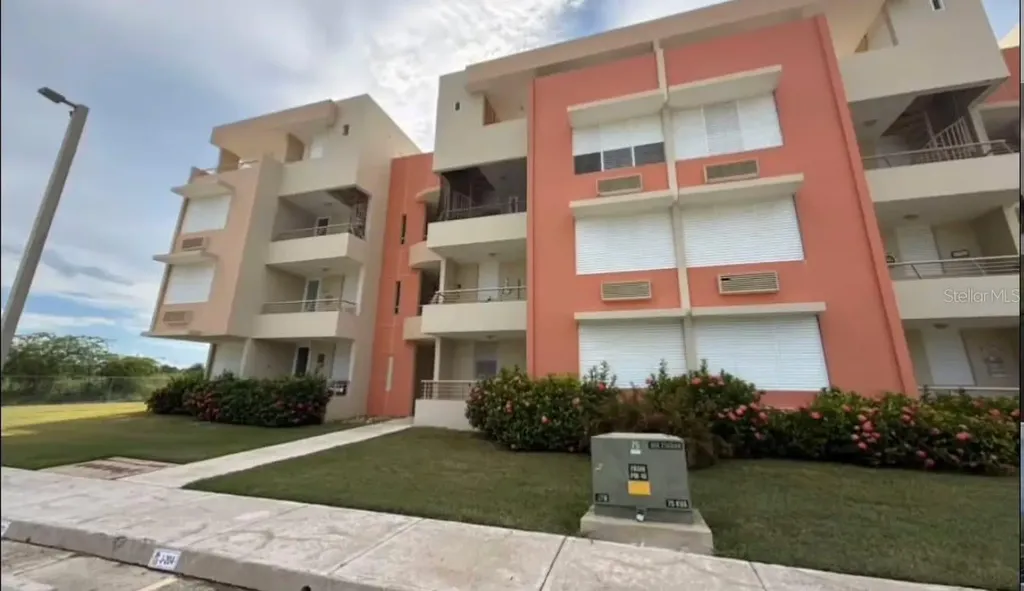 Apartamento J102 Condominio Paseo Del Faro Cabo Rojo PR 00623