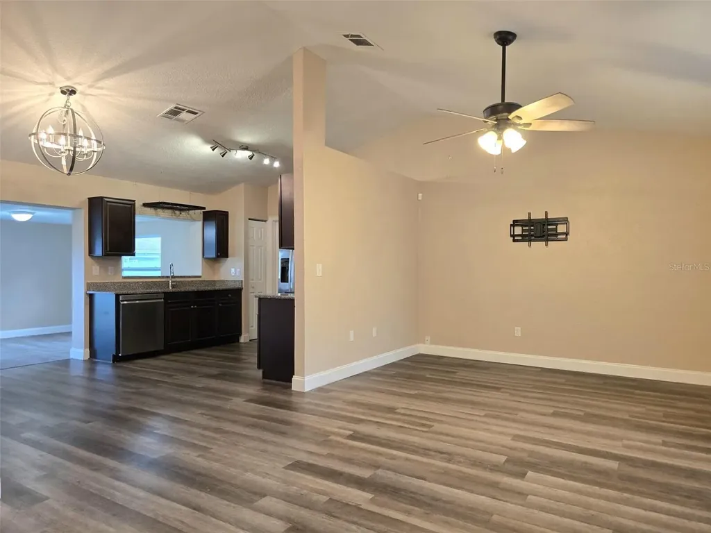 326 Colonade Court Kissimmee FL 34758