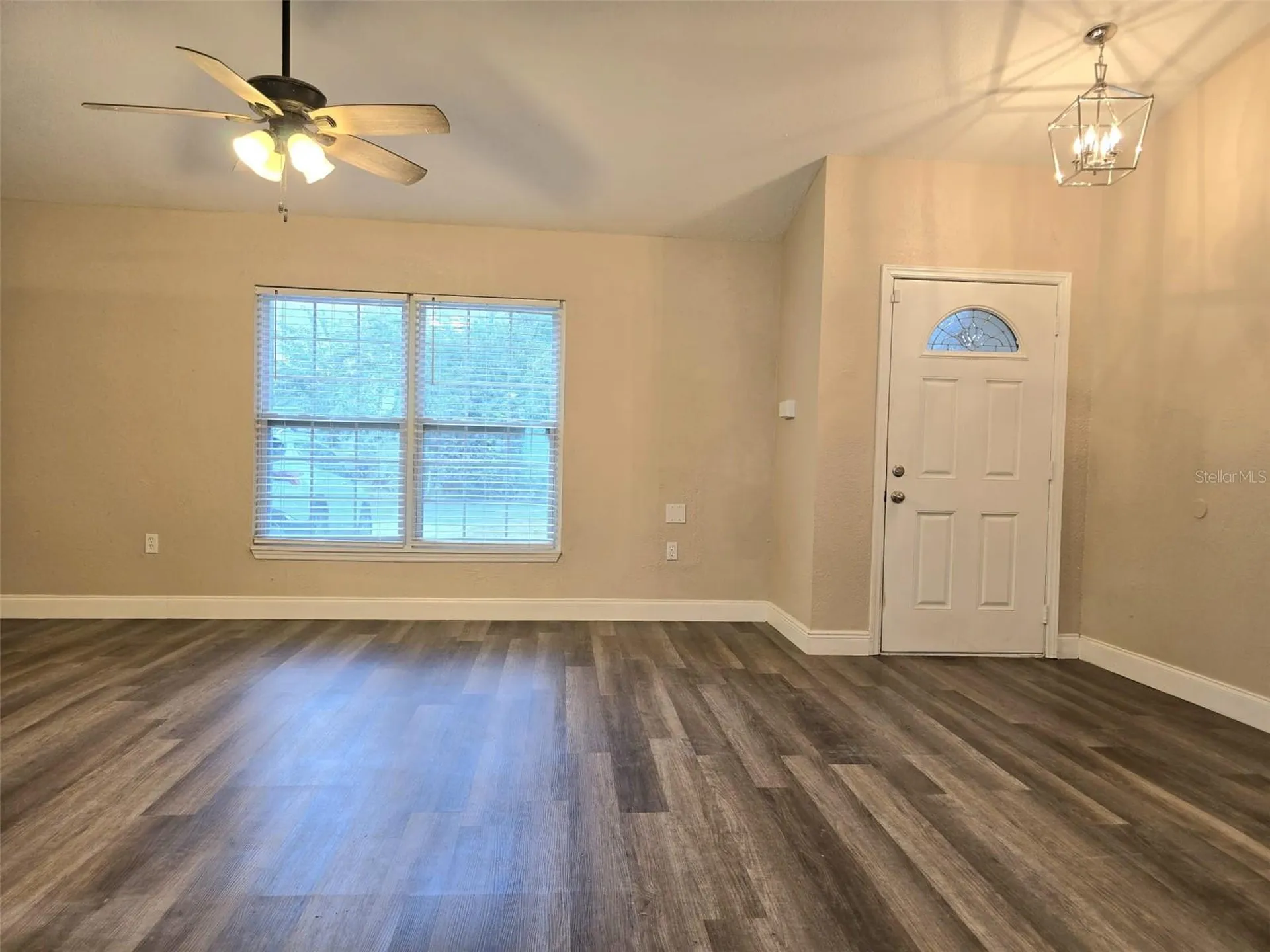 326 Colonade Court Kissimmee FL 34758