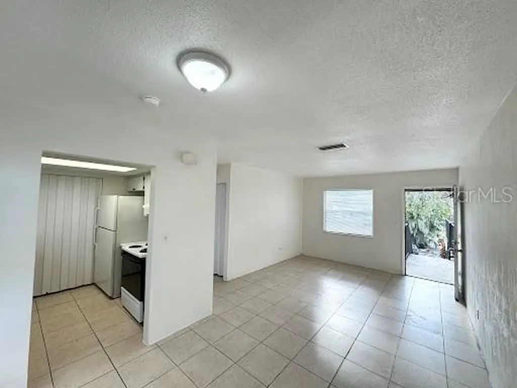 1221 Kennedy Road Daytona Beach FL 32117