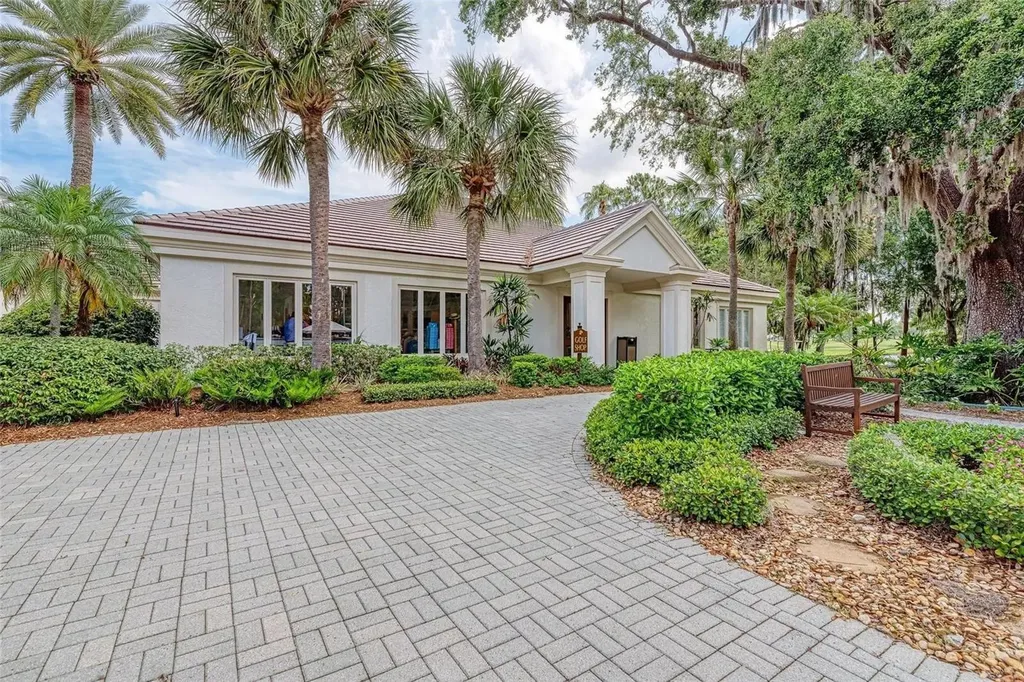 4610 Royal Dornoch Circle Bradenton FL 34211