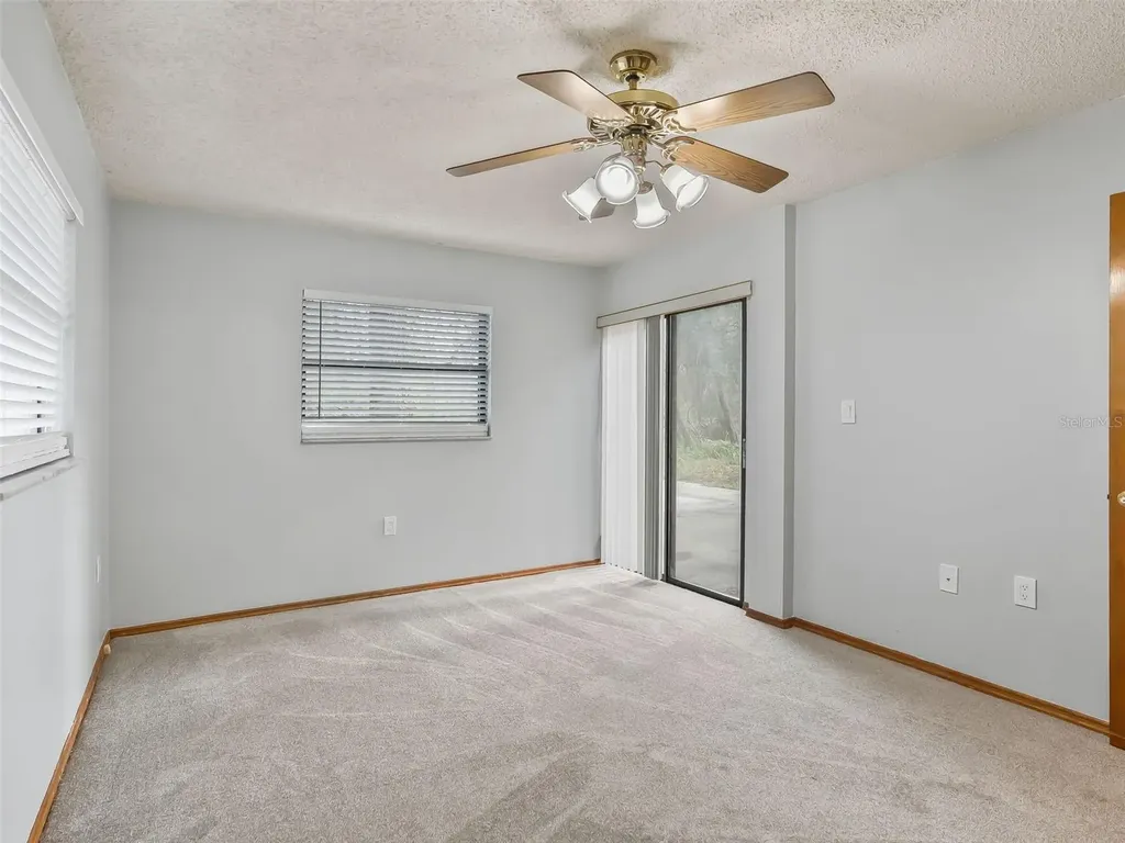 11398 Cr 682 Webster FL 33597