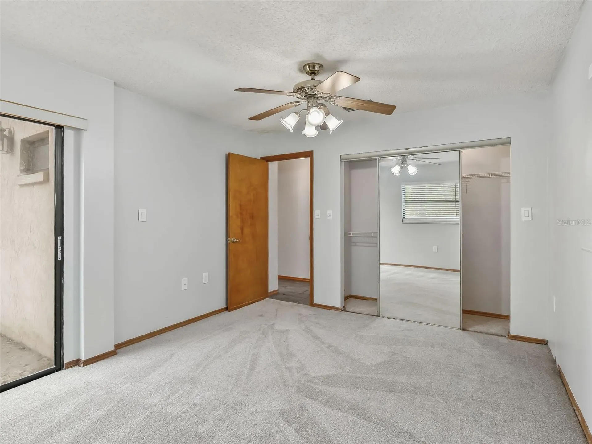11398 Cr 682 Webster FL 33597
