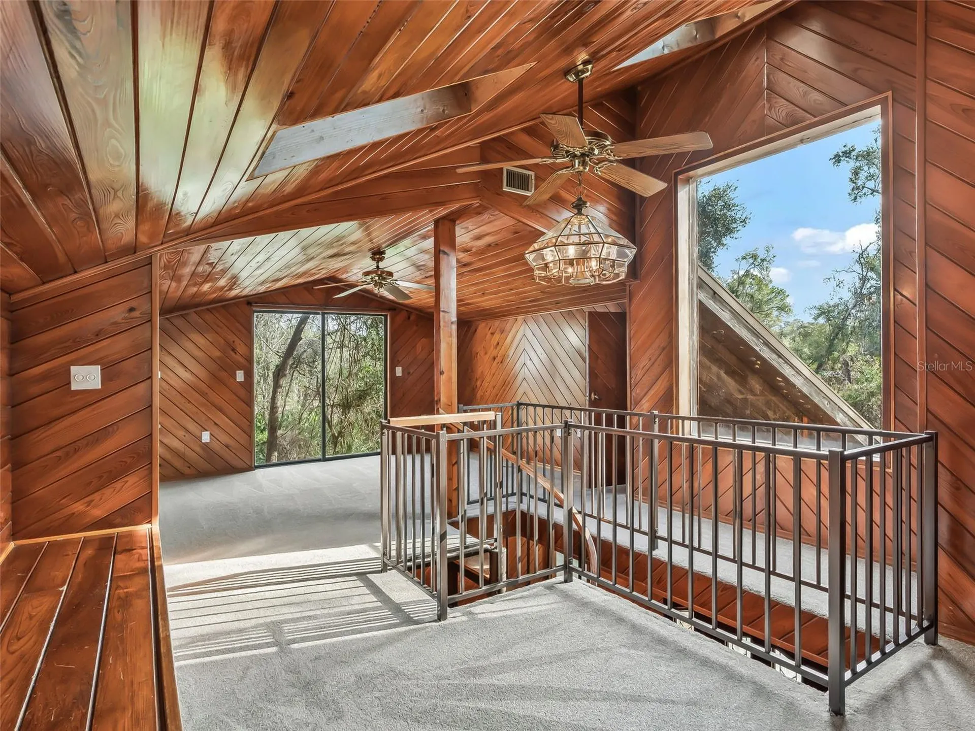 11398 Cr 682 Webster FL 33597