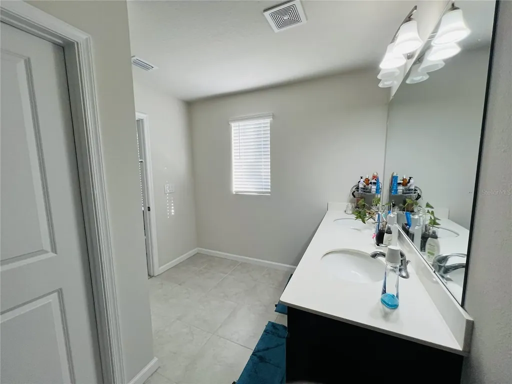 18184 Hunters Meadow Walk Land O Lakes FL 34638