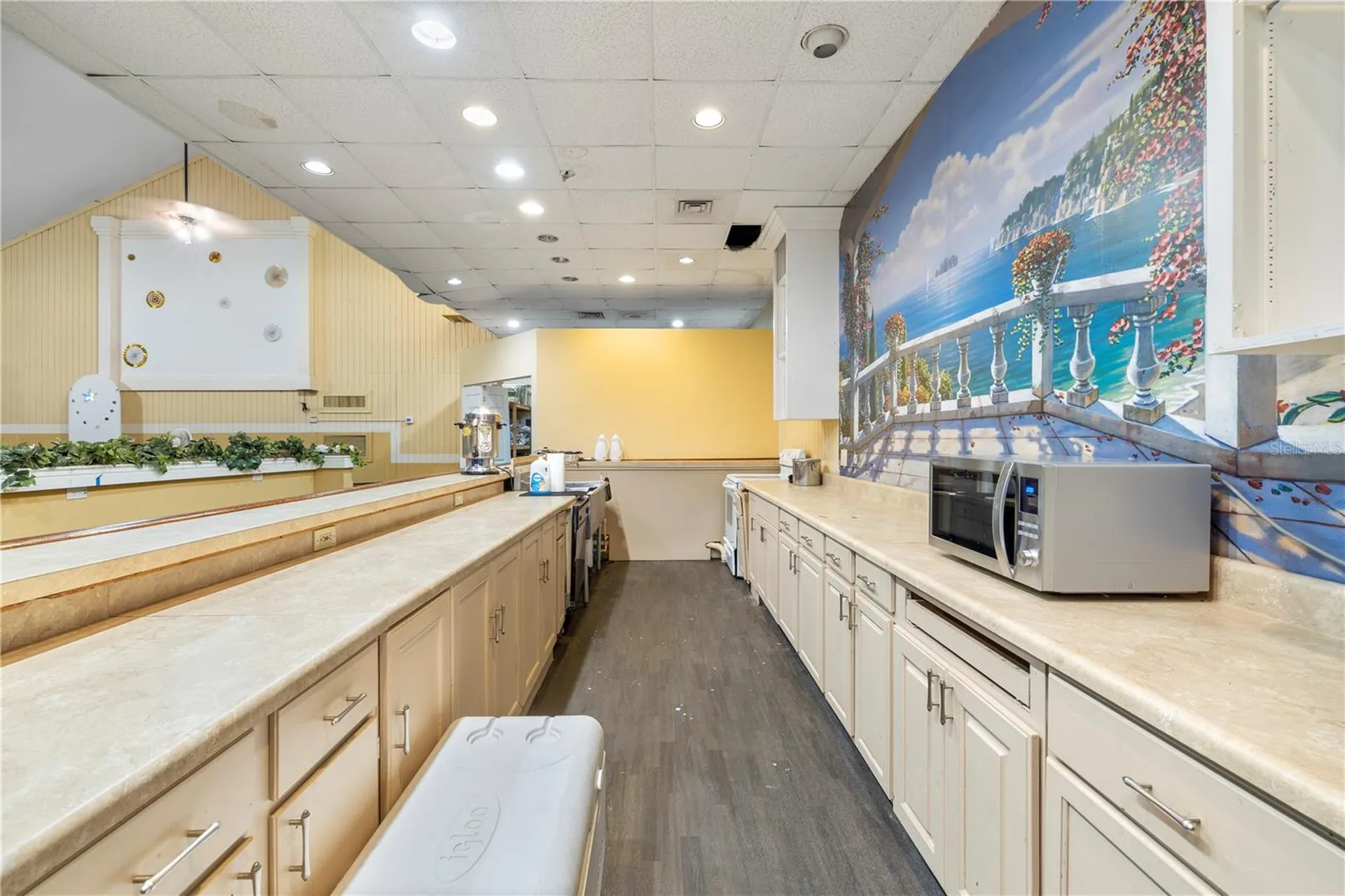 10511 Main Street Thonotosassa FL 33592