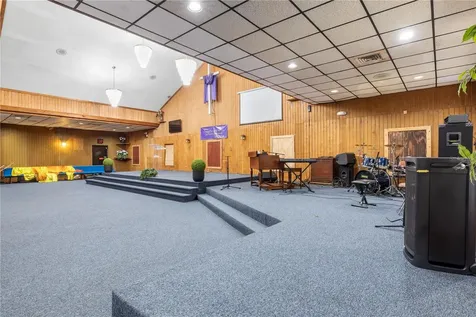 10511 Main Street Thonotosassa FL 33592