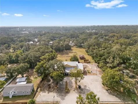 10511 Main Street Thonotosassa FL 33592