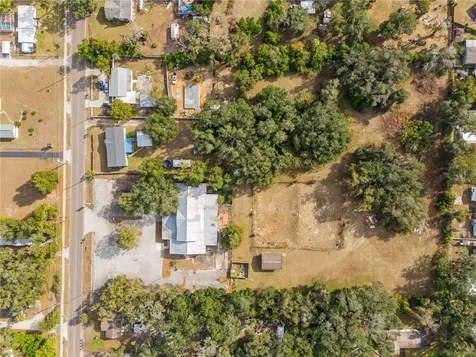 10511 Main Street Thonotosassa FL 33592