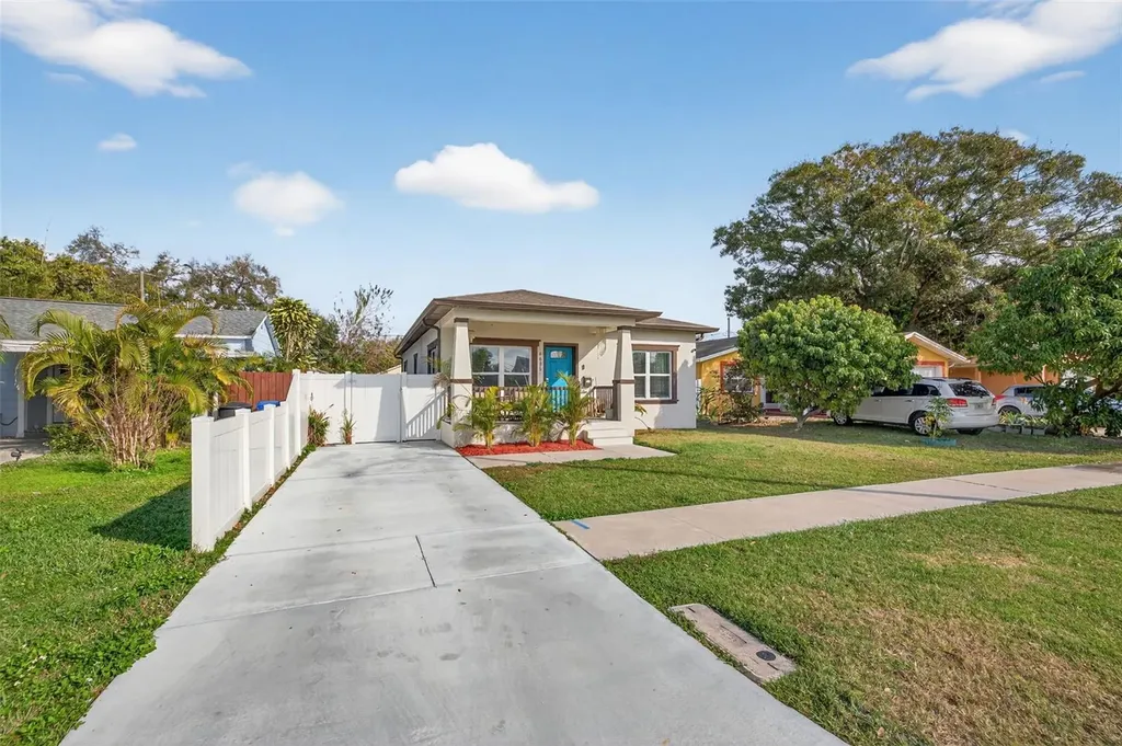 4635 6th Avenue S St Petersburg FL 33711