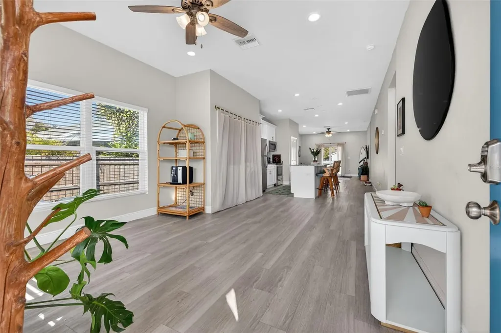 4635 6th Avenue S St Petersburg FL 33711