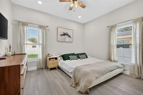 4635 6th Avenue S St Petersburg FL 33711