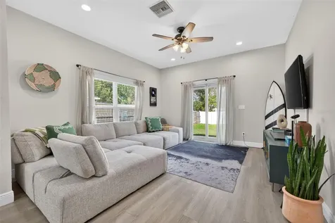 4635 6th Avenue S St Petersburg FL 33711