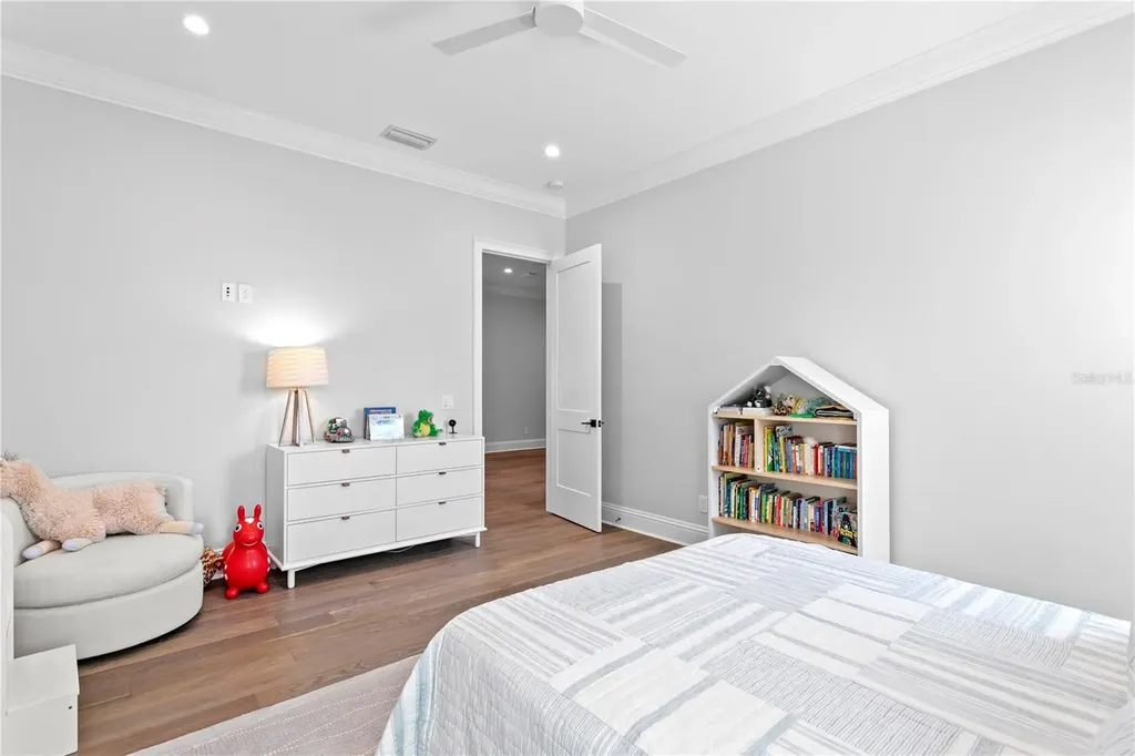 4614 W Lowell Avenue Tampa FL 33629