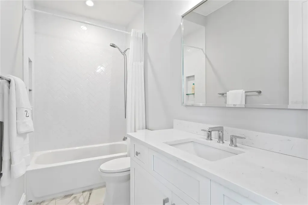 4614 W Lowell Avenue Tampa FL 33629
