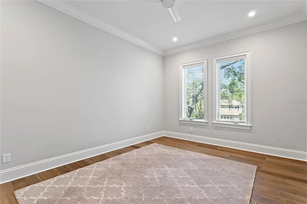 4614 W Lowell Avenue Tampa FL 33629