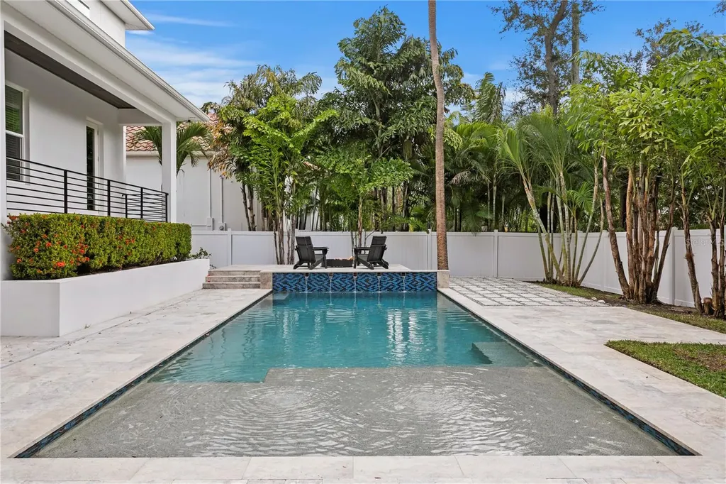 4614 W Lowell Avenue Tampa FL 33629