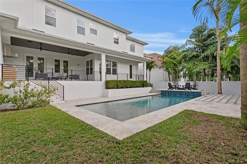 4614 W Lowell Avenue Tampa FL 33629