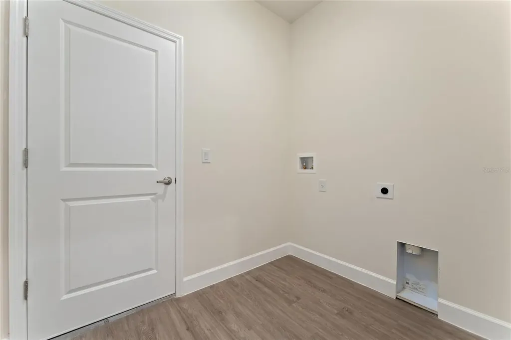 1059 Wing Road SW Palm Bay FL 32908