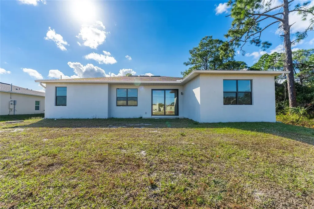 1059 Wing Road SW Palm Bay FL 32908