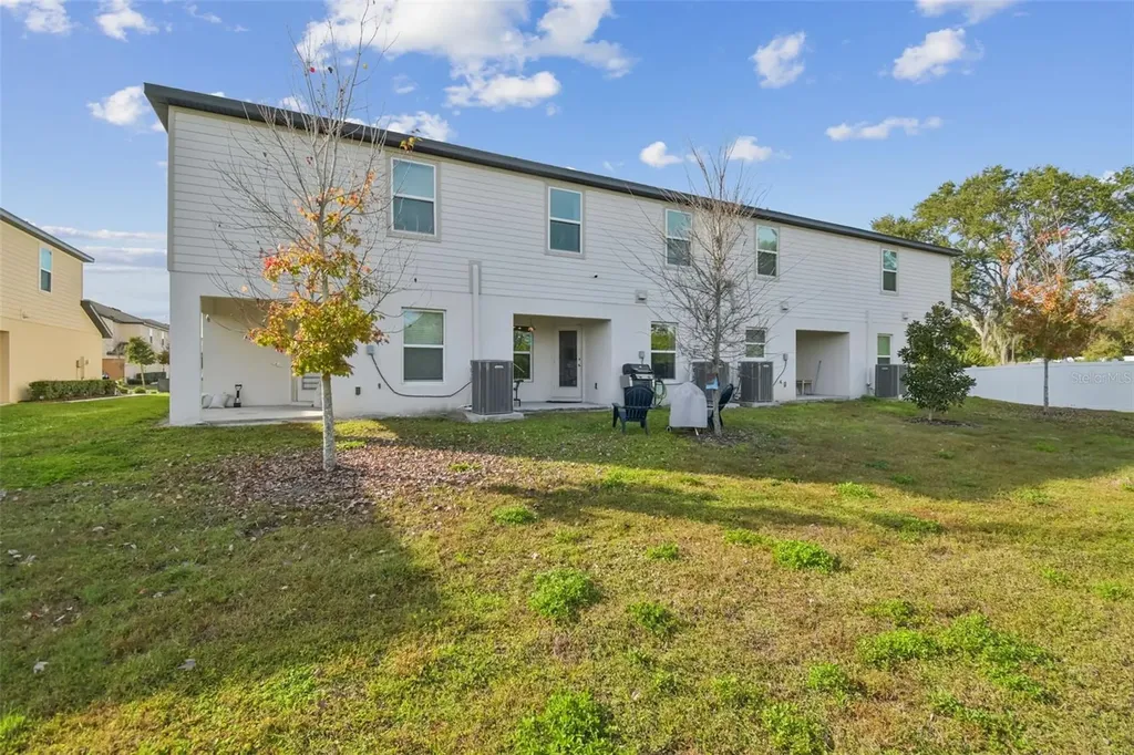 5228 New Friendship Place Tampa FL 33619