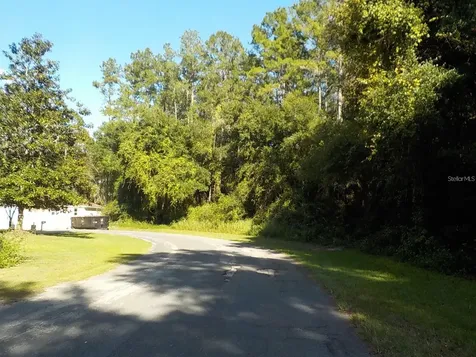 11641 N Kenlake Circle Dunnellon FL 34434
