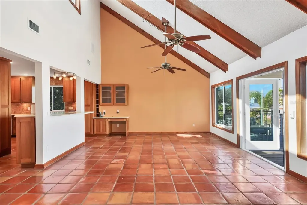 3601 Coquina Key Drive SE St Petersburg FL 33705