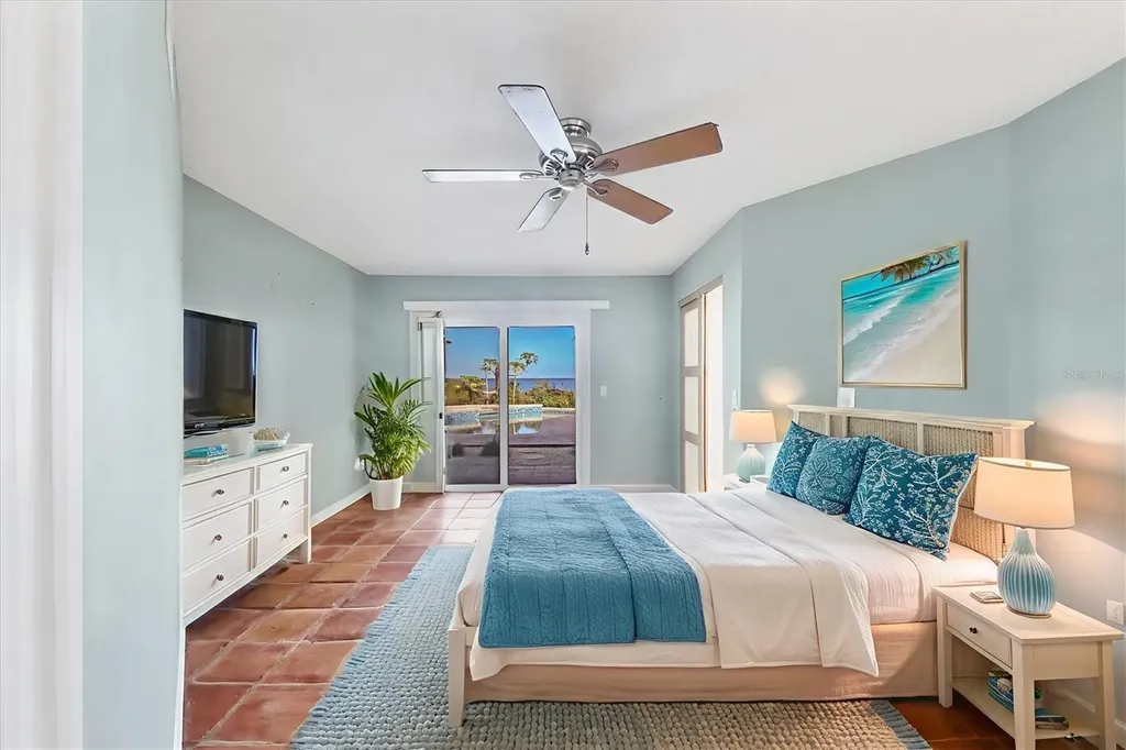3601 Coquina Key Drive SE St Petersburg FL 33705