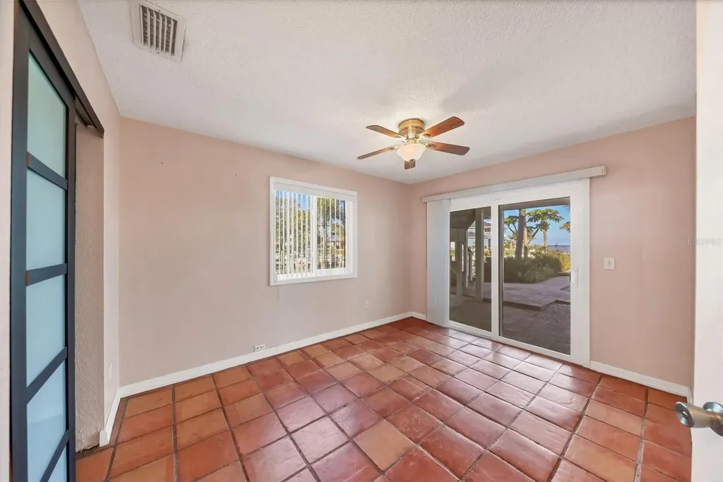 3601 Coquina Key Drive SE St Petersburg FL 33705