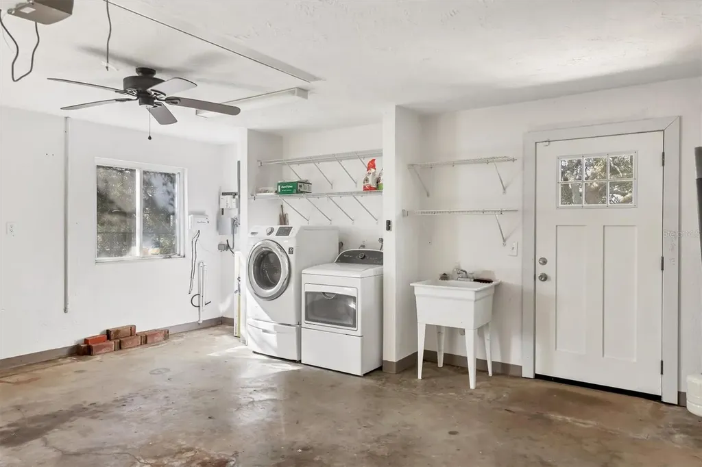 3601 Coquina Key Drive SE St Petersburg FL 33705
